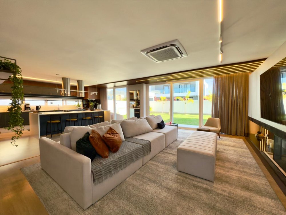 Casa em Condomnio - Venda - Laranjal - Pelotas - RS