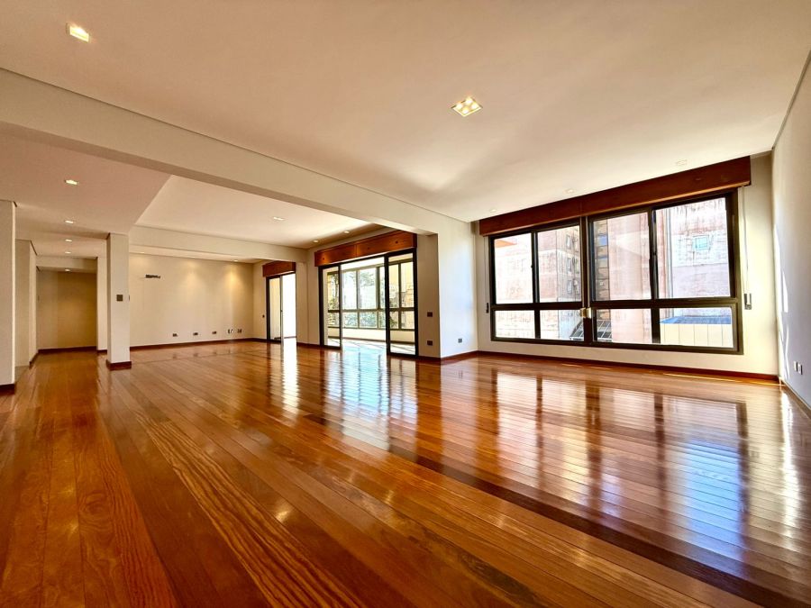 Apartamento Alto Padr�o - Venda - Centro - Pelotas - RS