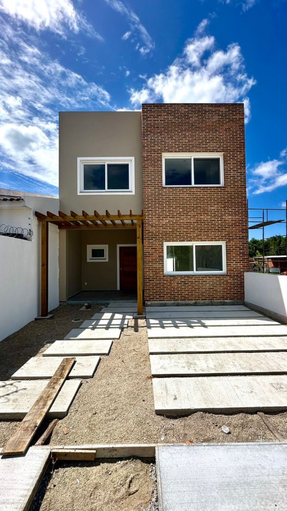 Casa - Venda - Recanto de Portugal - Pelotas - RS