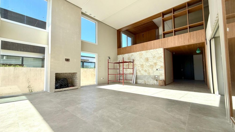 Casa em Condomínio - Venda - Laranjal - Pelotas - RS